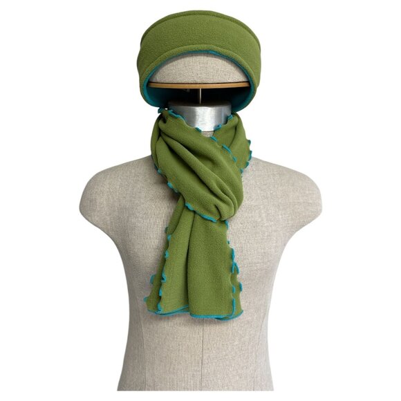 Scarf Gloves Headband 3 Piece Set ~ Green Blue Fleece Gloves Scarf Ear Warmers - Picture 2 of 8